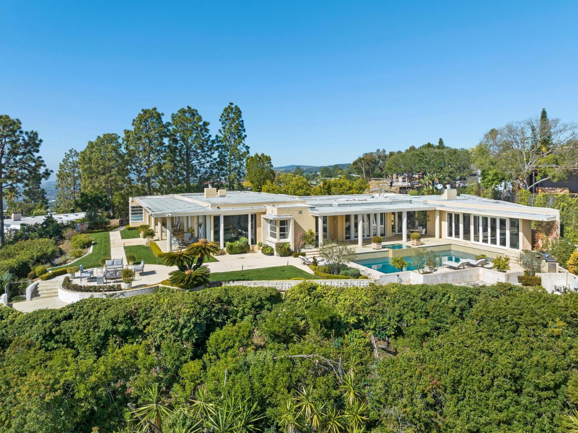 Trousdale Grand Villa *